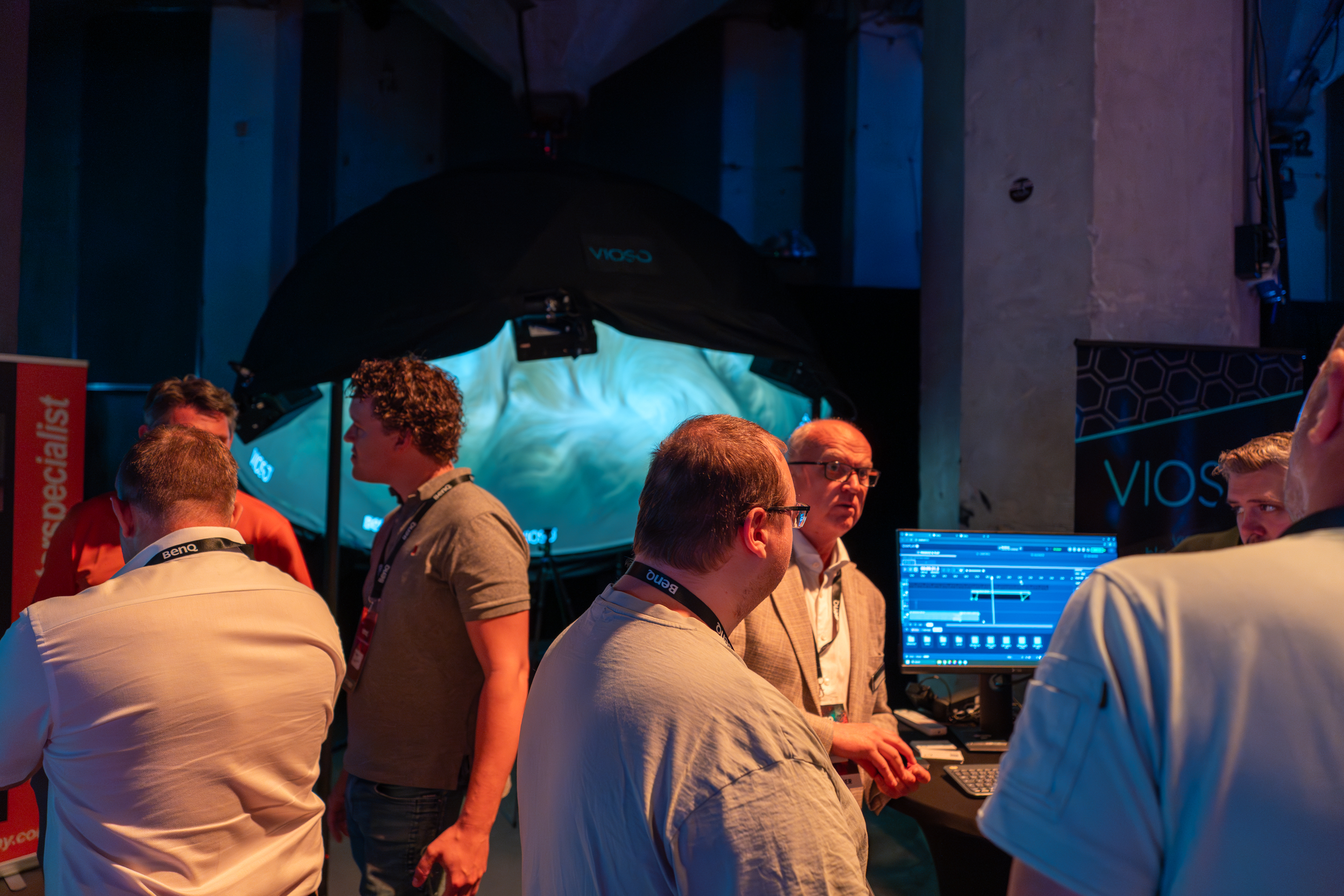 VIOSO Calbiration and EXAPLAY Media servers at the BenQ Open House